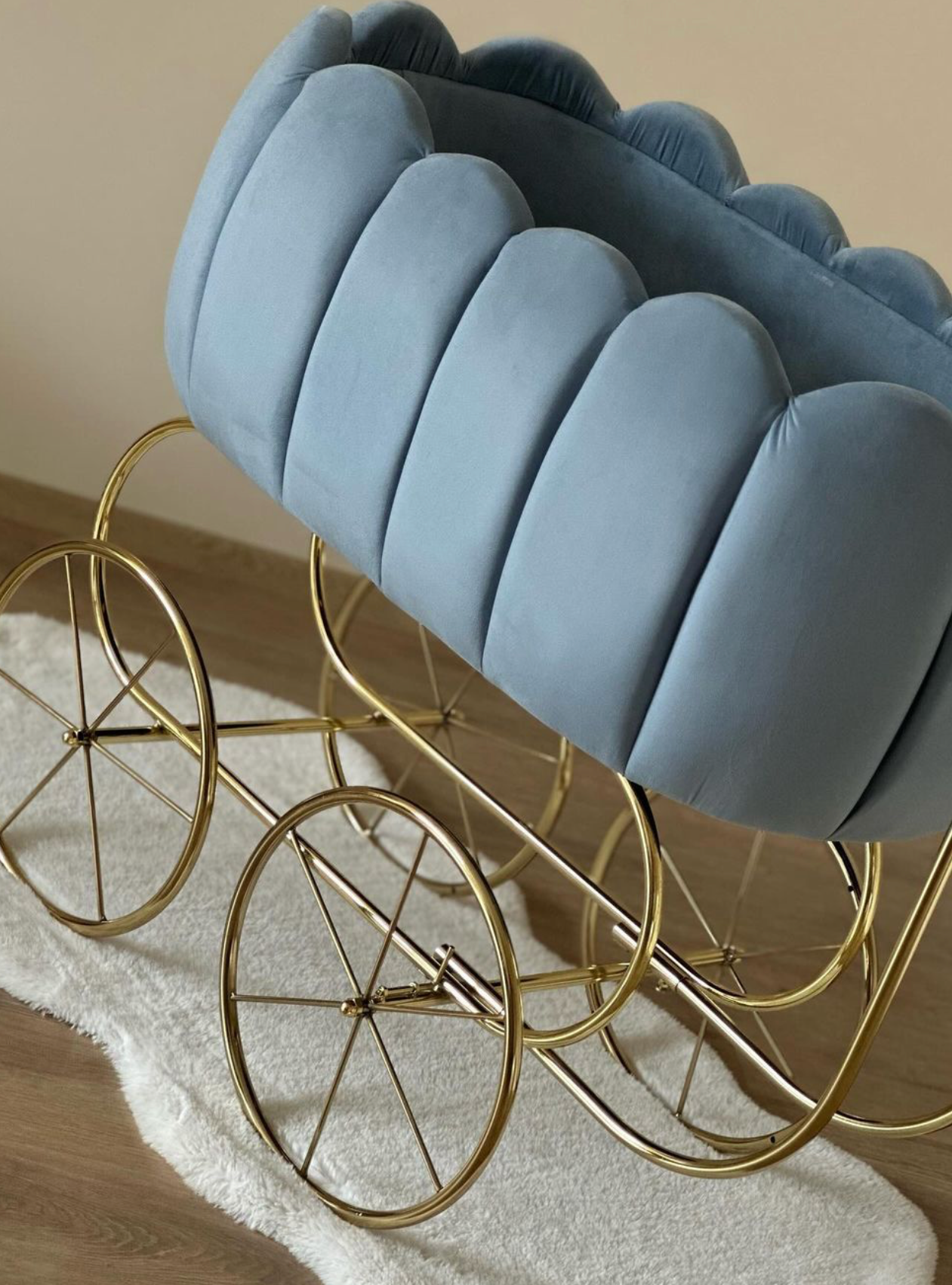 Patut cu roti pentru bebelusi: Tulip