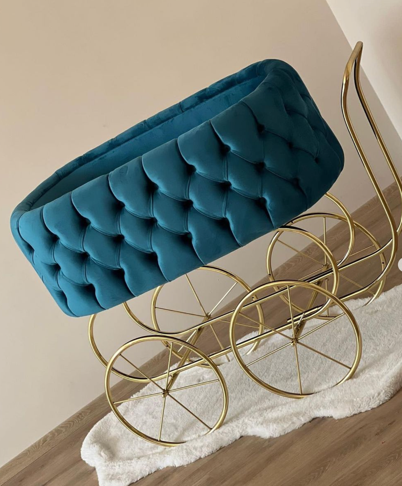 Patut cu roti pentru bebelusi: Lobelia