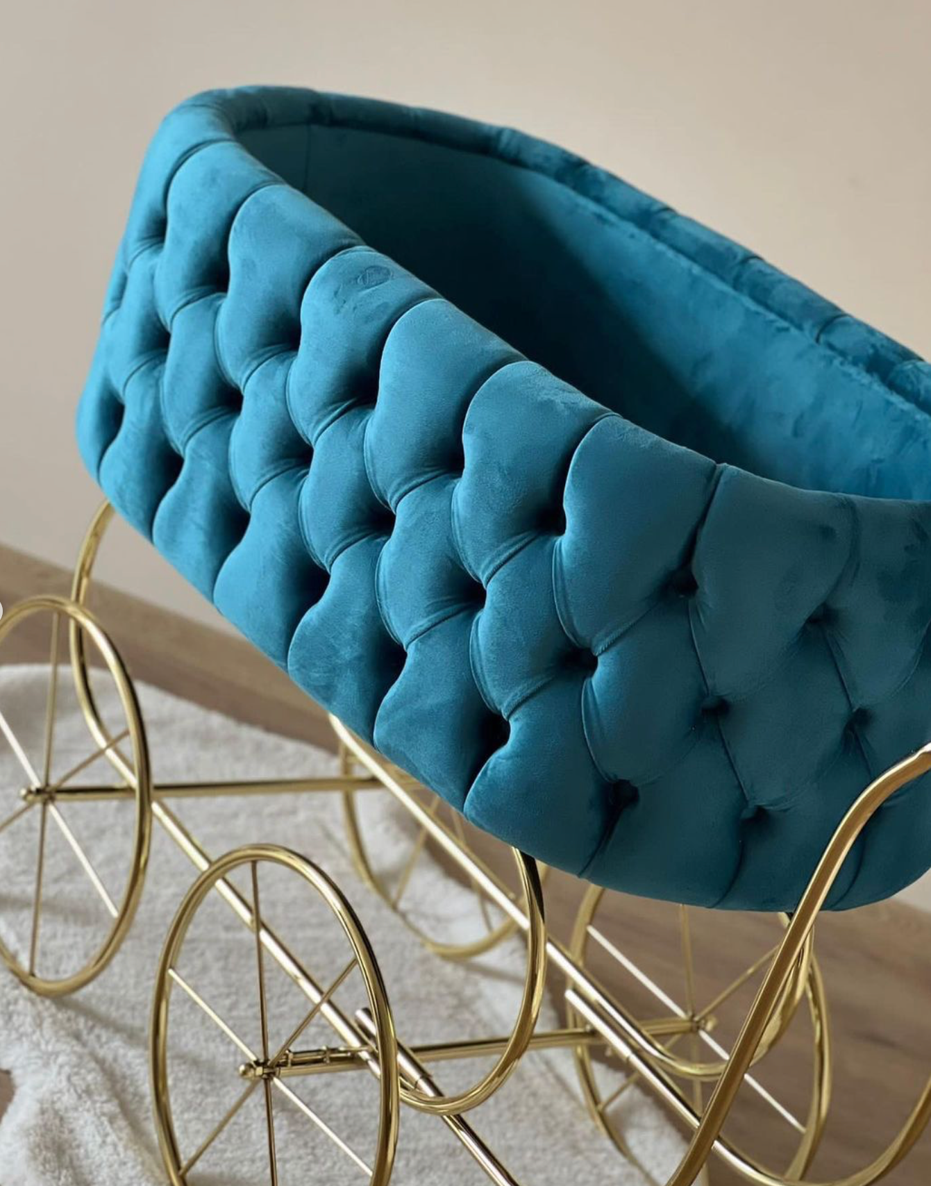 Patut cu roti pentru bebelusi: Lobelia