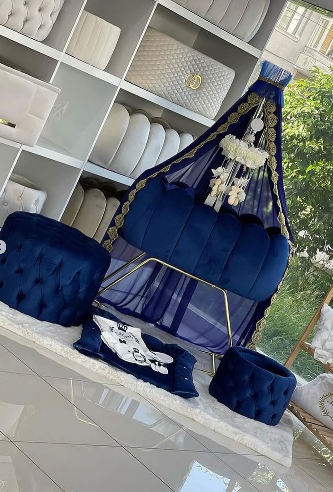 Patut bebelusi cu balansoar: Tulip