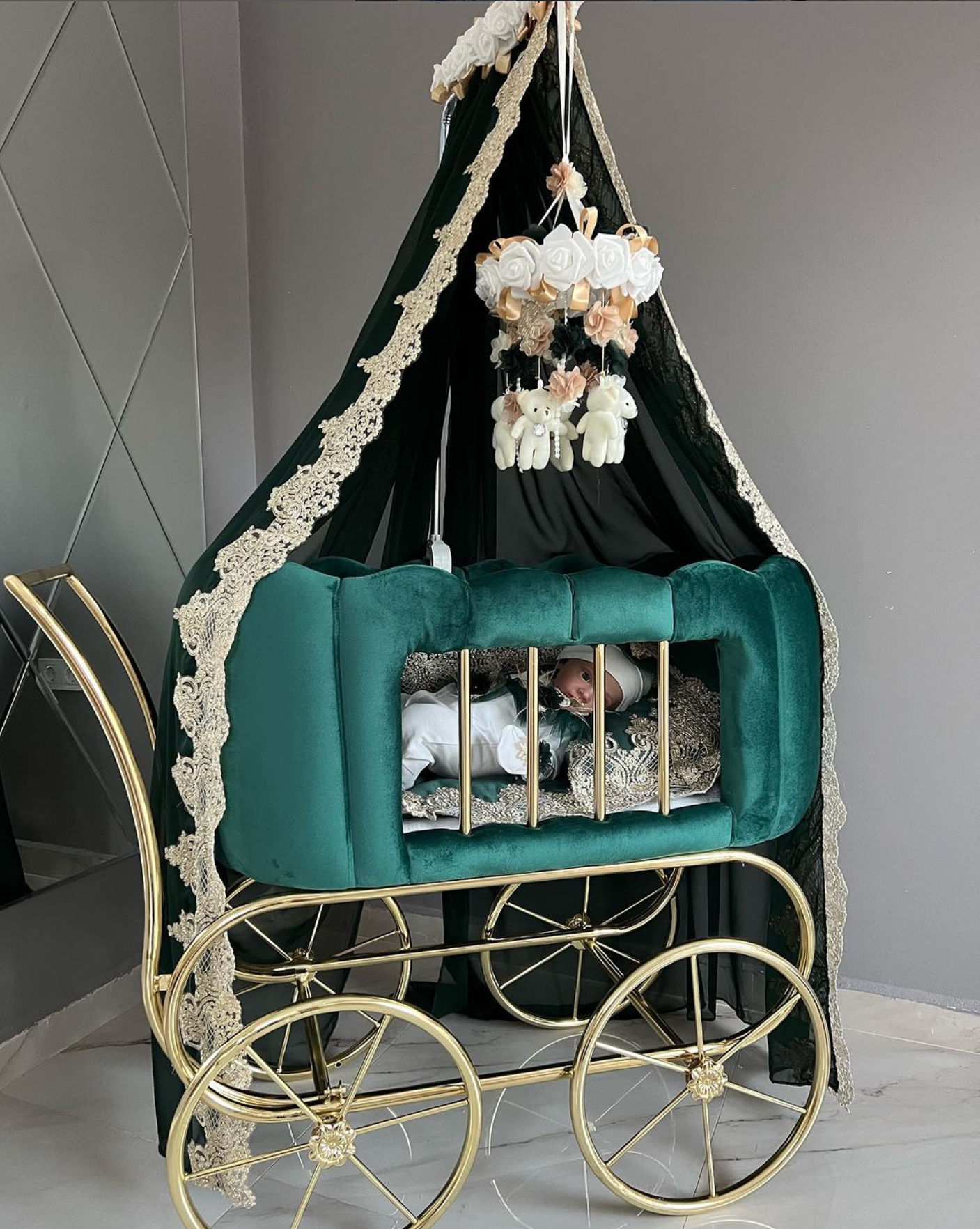 Patut cu roti pentru bebelusi: King